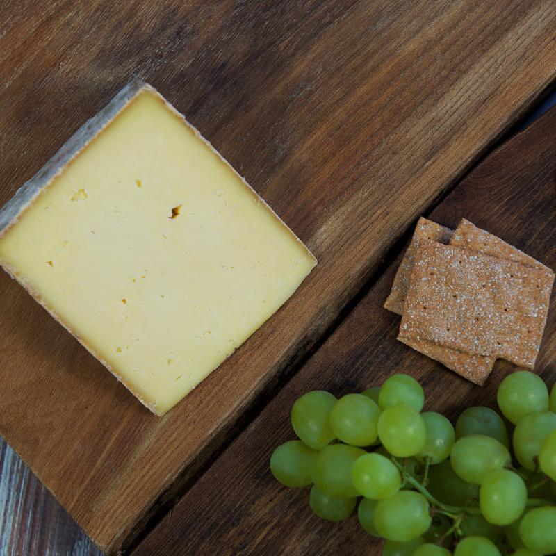 Raw Milk Laganory Wedge (130g)